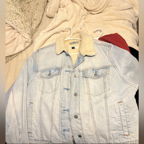 Light Blue Denim Jacket with Sherpa Collar - Picture 1 of 1